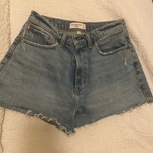 Abercrombie & Fitch Denim Curve Love Shorts